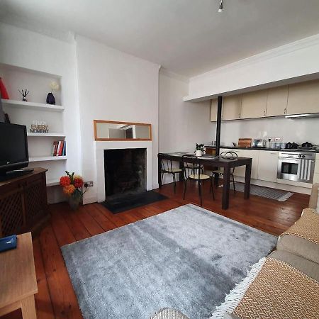 Lovely 2 Bedroom Flat In The Heart Of The City Единбург Екстер'єр фото